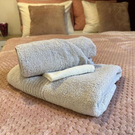 Apartman Rose Загреб Екстер'єр фото