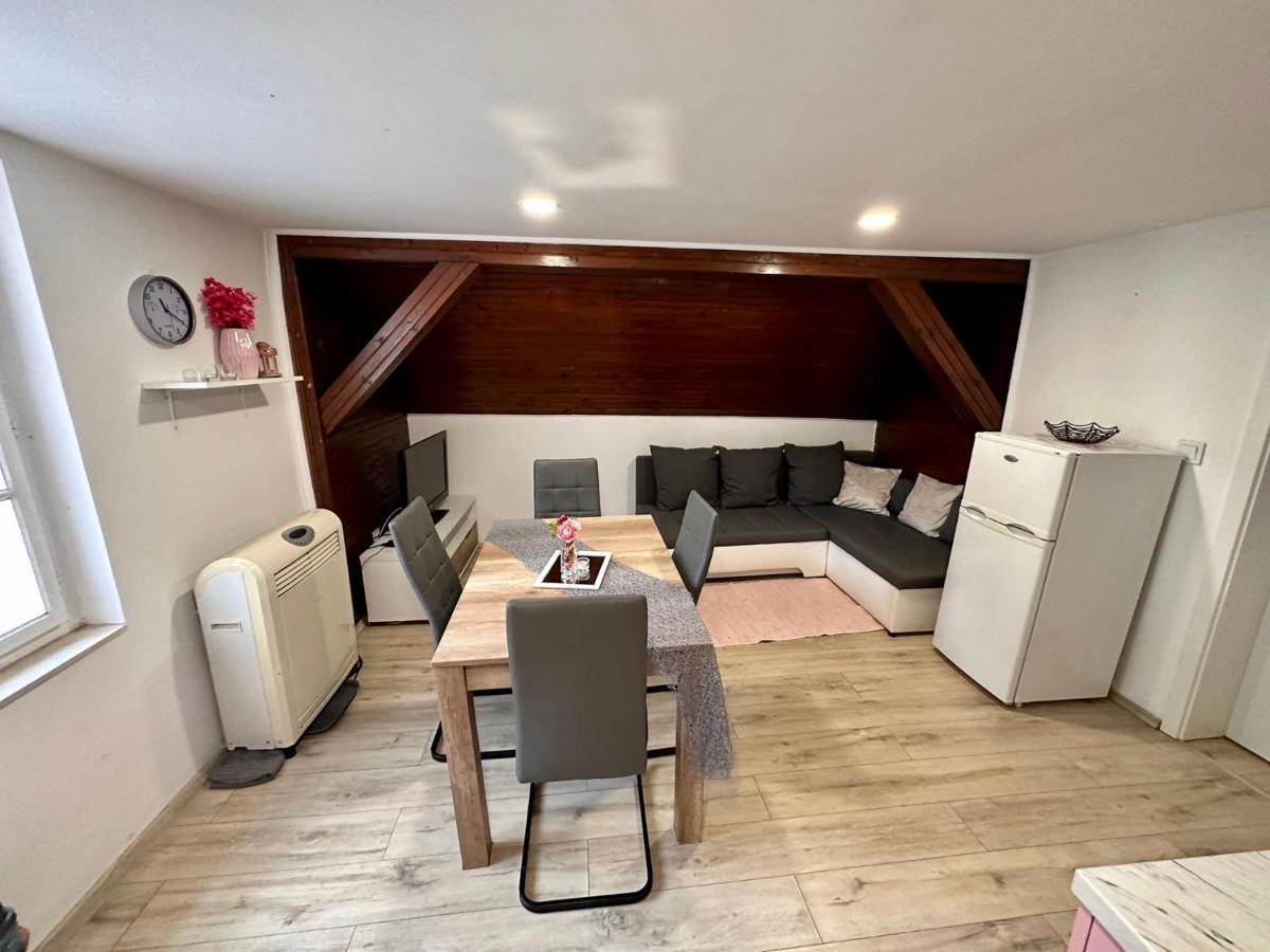 Apartman Rose Загреб Екстер'єр фото