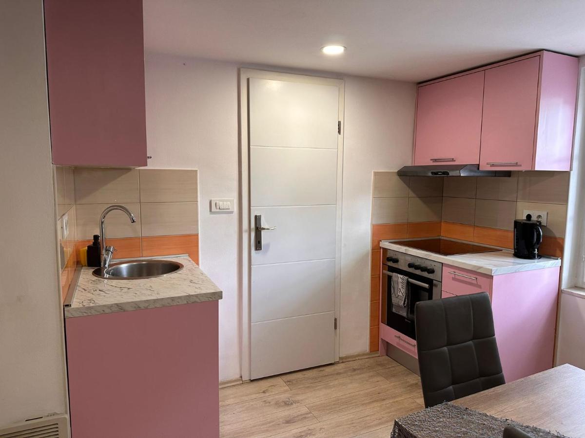 Apartman Rose Загреб Екстер'єр фото