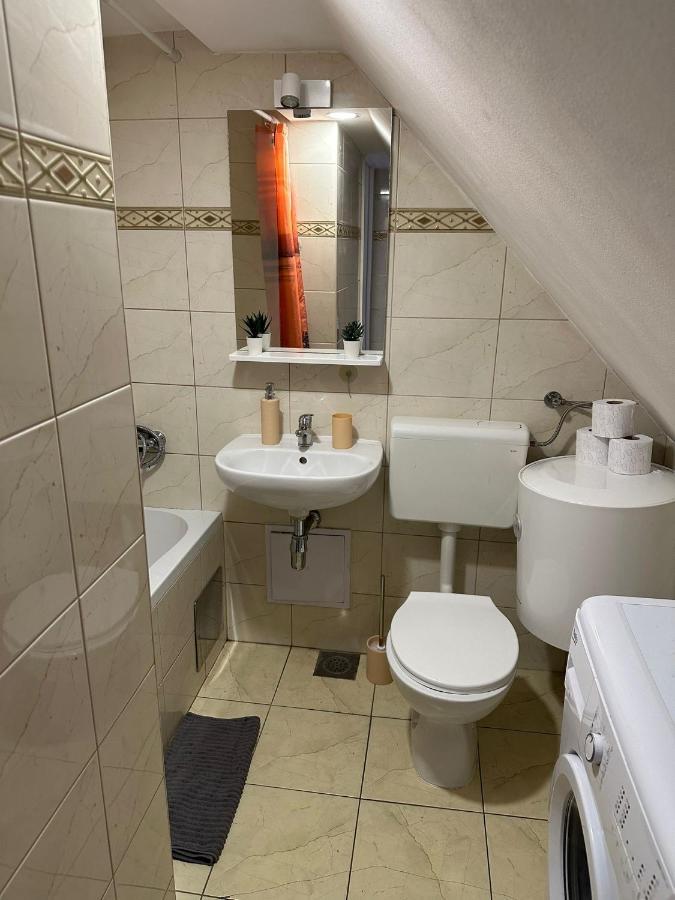 Apartman Rose Загреб Екстер'єр фото